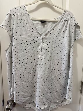 torrid White Blouse with Black Polka Dots